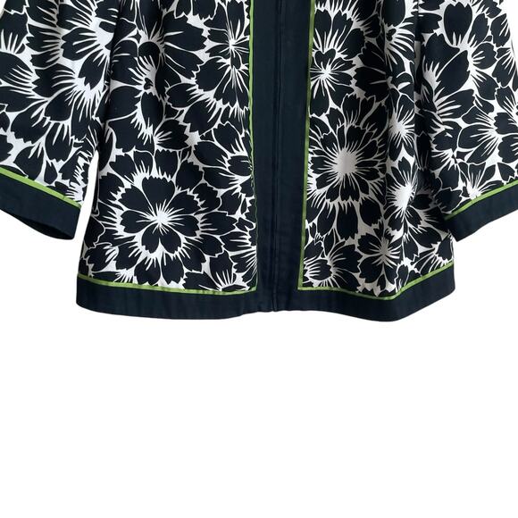 Trena by Theresa Rena Women Top 1X Black White Floral Structured Career Office - Picture 8 of 10